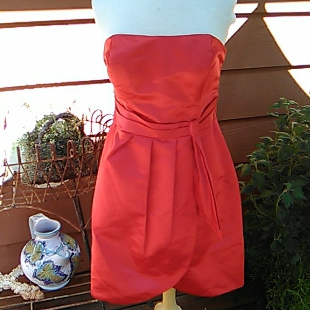 HOST PICK 🌟🌟Milano Red Satin Formal Dress 🎉🎉🎉